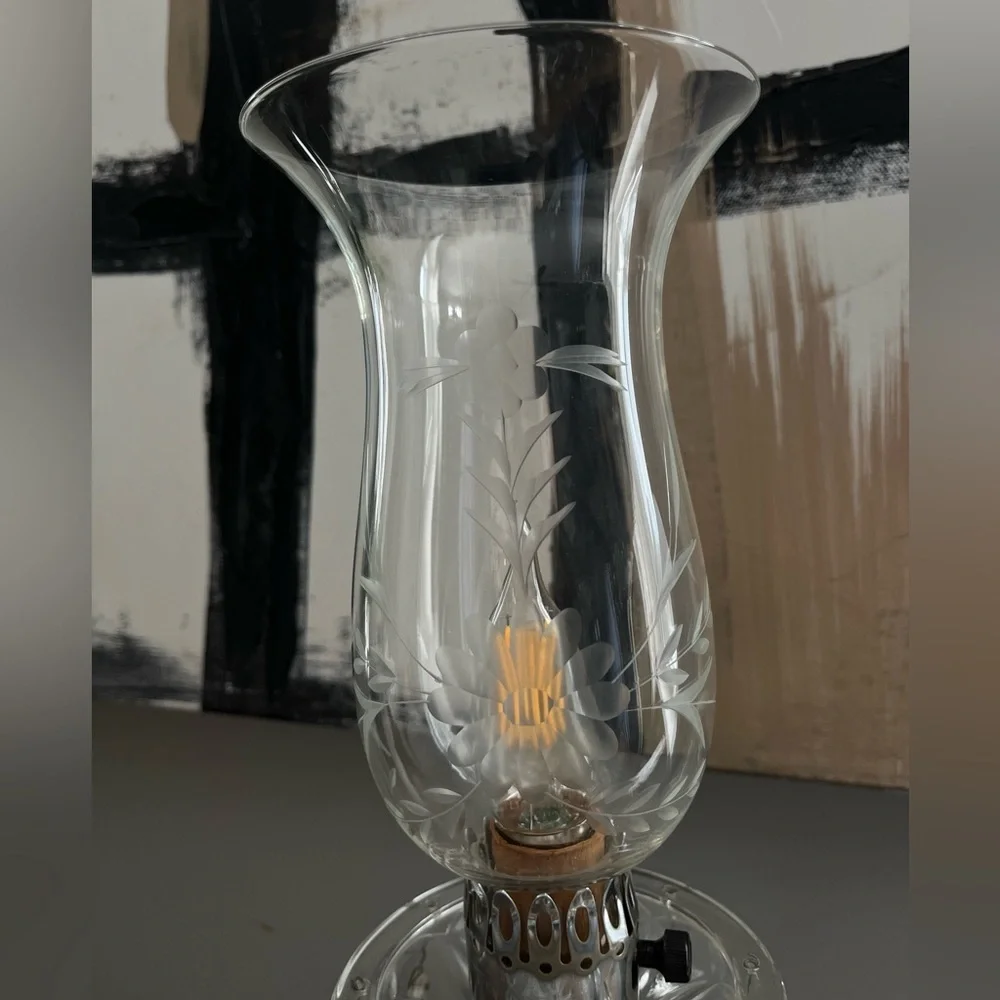 Vintage 1950's Crystal/Etched Glass Hollywood Regency Boudoir Lamps -Pair - Picture 5 of 11